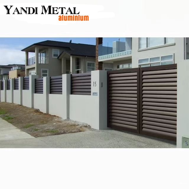 Lamellenzaun für Haus und Garten, Verbundmaterial für einfache Montage, klassisches Design, Sichtschutz, moderner Pfosten-Sicherheitszaun aus Aluminium