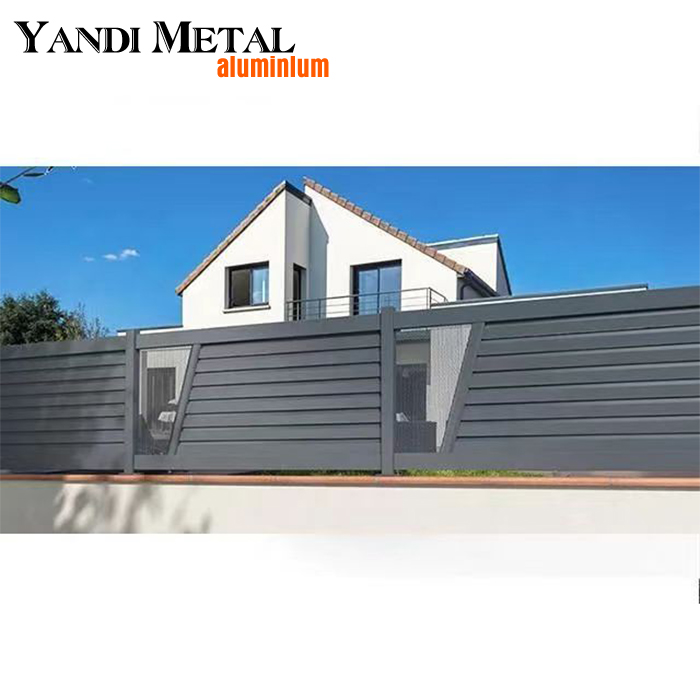 Chinas neuestes Design, maßgeschneiderter hochwertiger Aluminiumzaun für den Garten, Metallzaunpaneel, Sichtschutzzaun für den Außenbereich