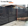 Modernes, maßgefertigtes Aluminium-Kunststoff-Schiebezauntor, Frontdesign für ein Haus im Freien