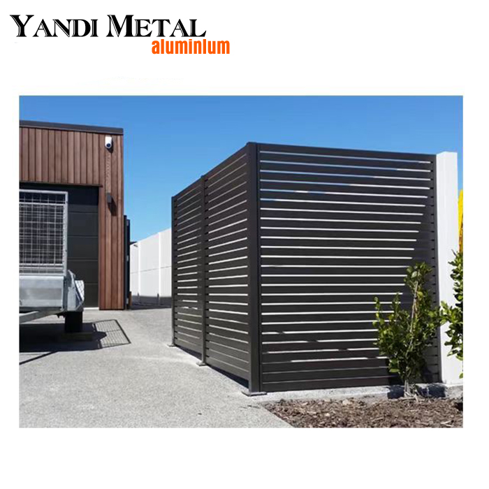 Hochwertiger Pool-Sicherheitszaun aus pulverbeschichtetem Aluminium für den Außenbereich. Temporärer Zaun aus Aluminium