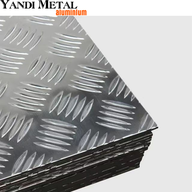1100 1050 1060 3003 5052 5754 6061 6082 5-Steg-Lauffläche, rutschfestes, geprägtes Aluminium-Riffelblech