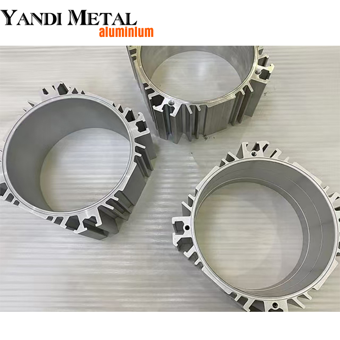 6061 sonnenblumenförmiger Autokühler aus extrudierten Aluminiumprofilen, Kühlkörper aus Aluminiumlegierungsprofil