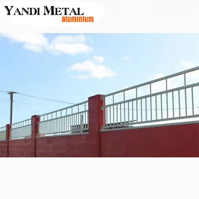 Heißer Verkauf, kundenspezifische Aluminium-Zaunplatte, heißer, termitensicherer, wasserdichter, hitzebeständiger Aluminium-Poolzaun