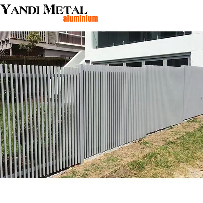 Heißer Aluminium-Sichtschutzzaun Maßgeschneiderter Sicherheits-Gartenzaun aus Aluminium