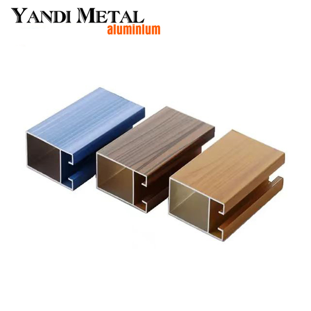 Kundenspezifische Oberflächenbehandlung aus Aluminium-Strangpressprofilen. Aluminium-Strangpressprofile